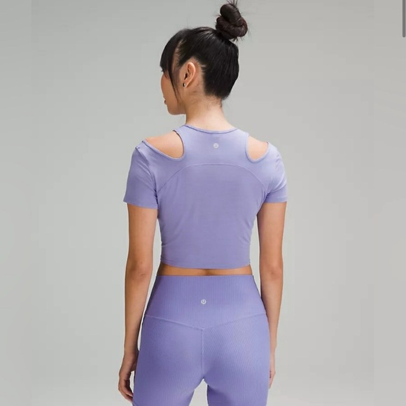 Lululemon Purple Shoulder Cut Out Yoga Tshirt - XS - Picture 2 of 7